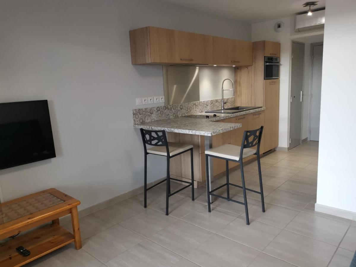 Ofdl B T1 Bandol - Briotine Foyalais Apartman Kültér fotó