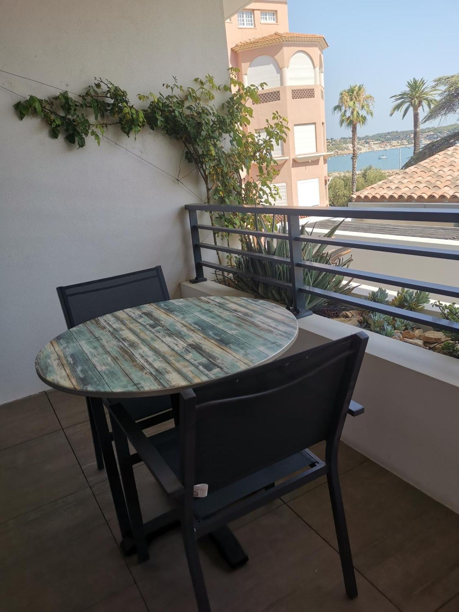 Ofdl B T1 Bandol - Briotine Foyalais Apartman Kültér fotó